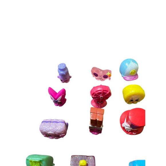 Shopkins Lot of 60 Pieces Ice Cream Truck Packages Mini Figures Mixed - Picture 10 of 10